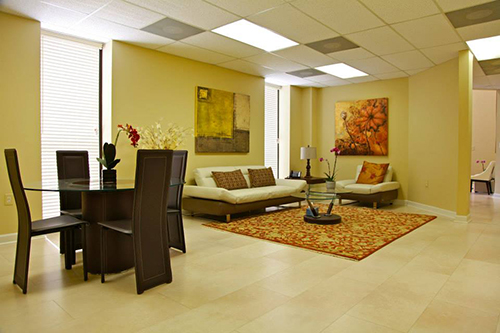 super-hair-factory-customer-lounge